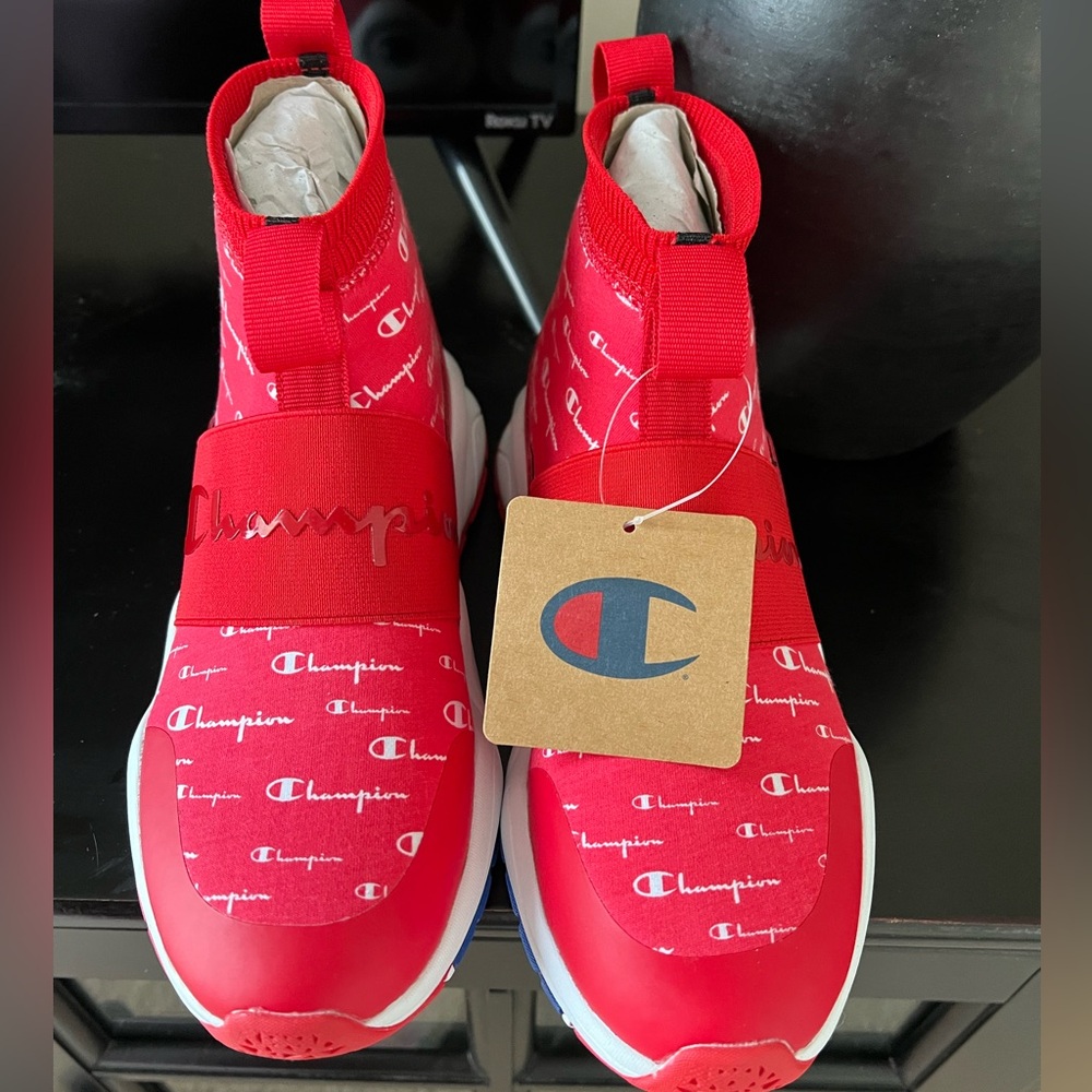 *SOLD* Champion Authentic Rally shoes size 9 color red and white NWT - Picture 2 of 5